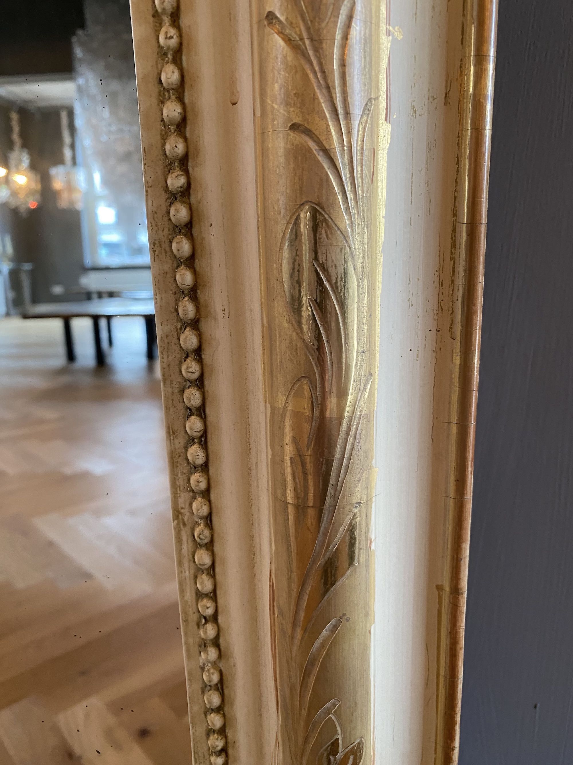 Antieke Franse spiegel met kuif