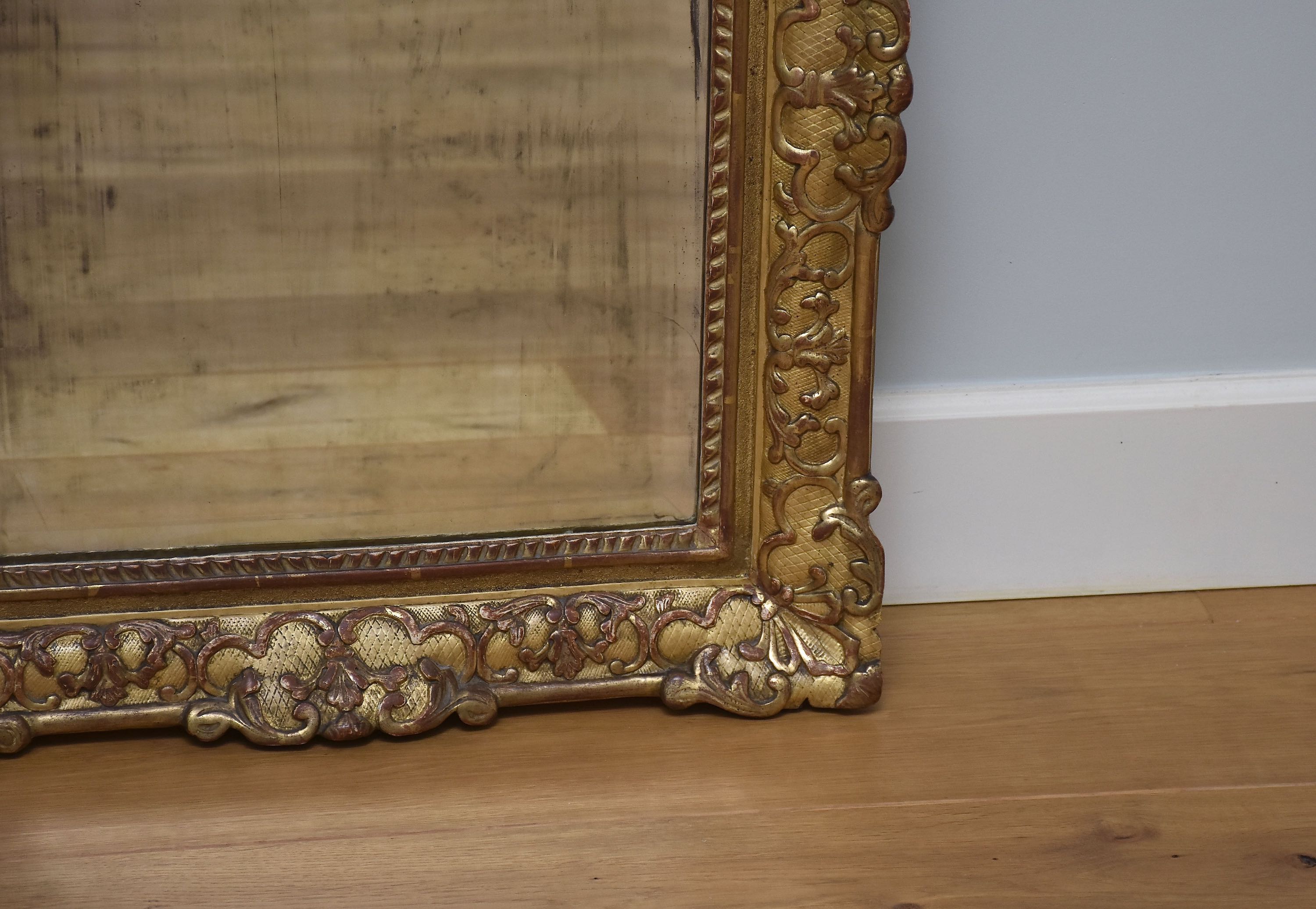 18. Jahrhundert französischer vergoldeter Spiegel