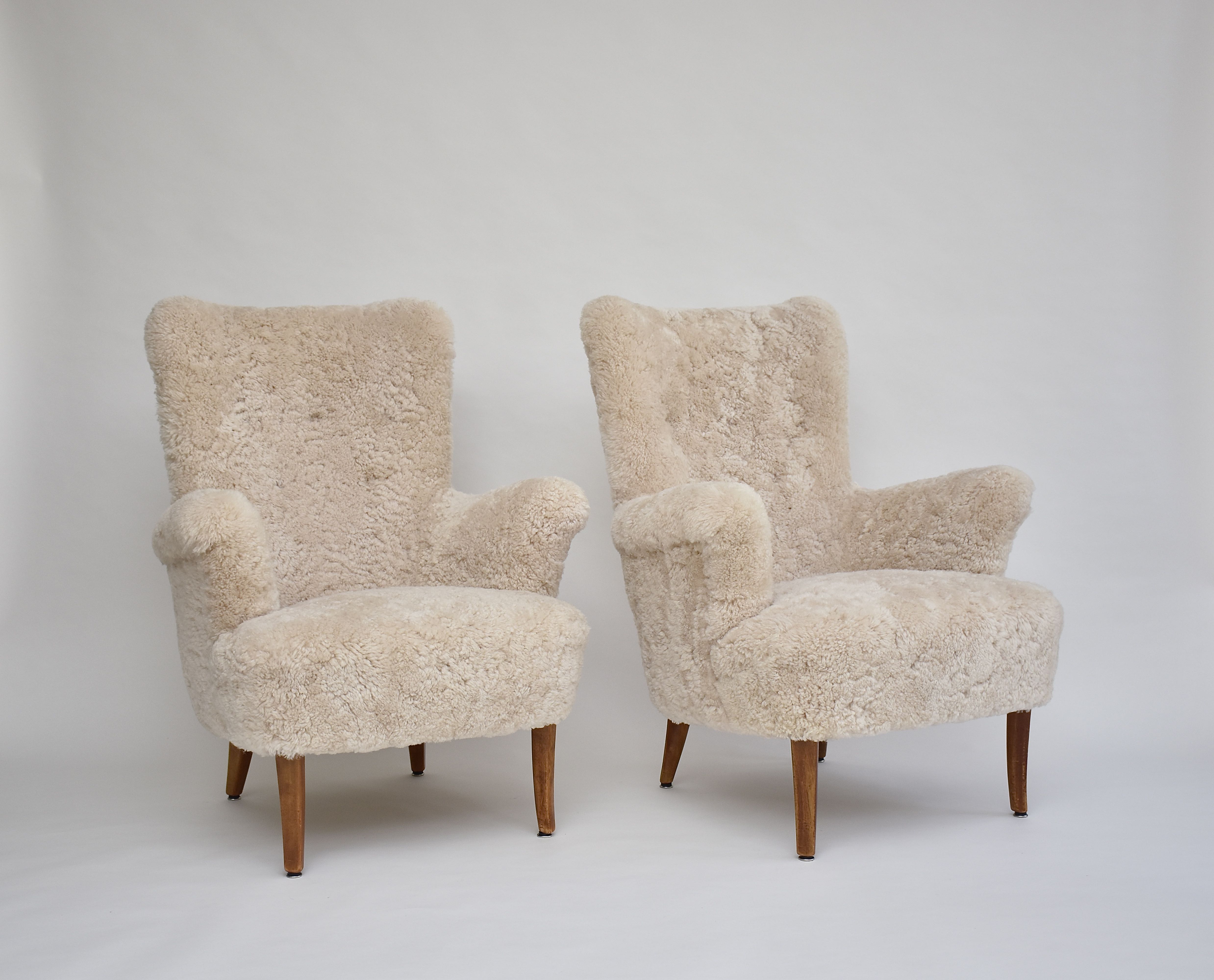 Scandinavian modern  pair of armchairs  'Stora Furulid' by Carl Malmsten