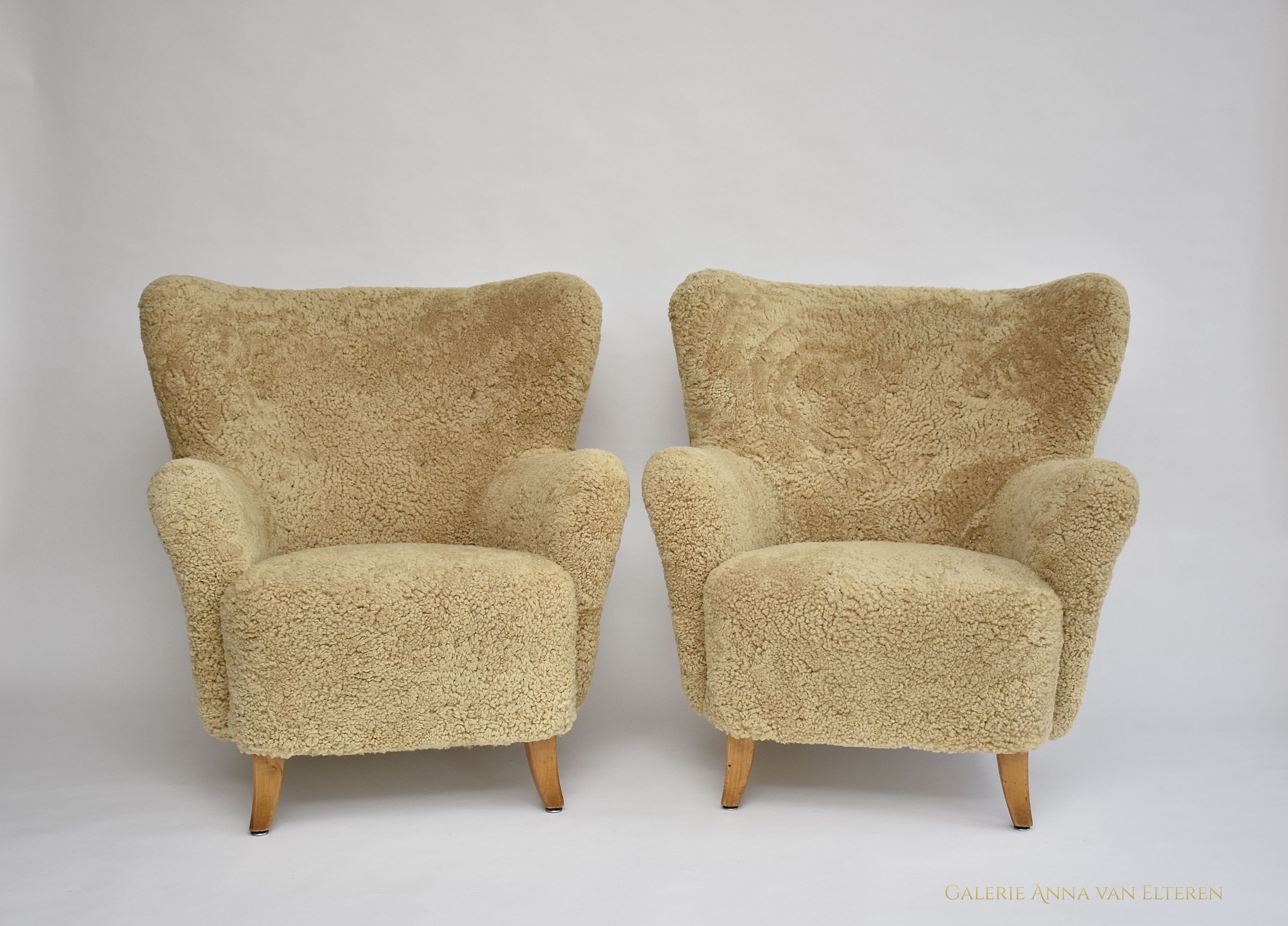 Pair of armchairs 'Laila' in honey sheepskin by Ilmari Lappalainen