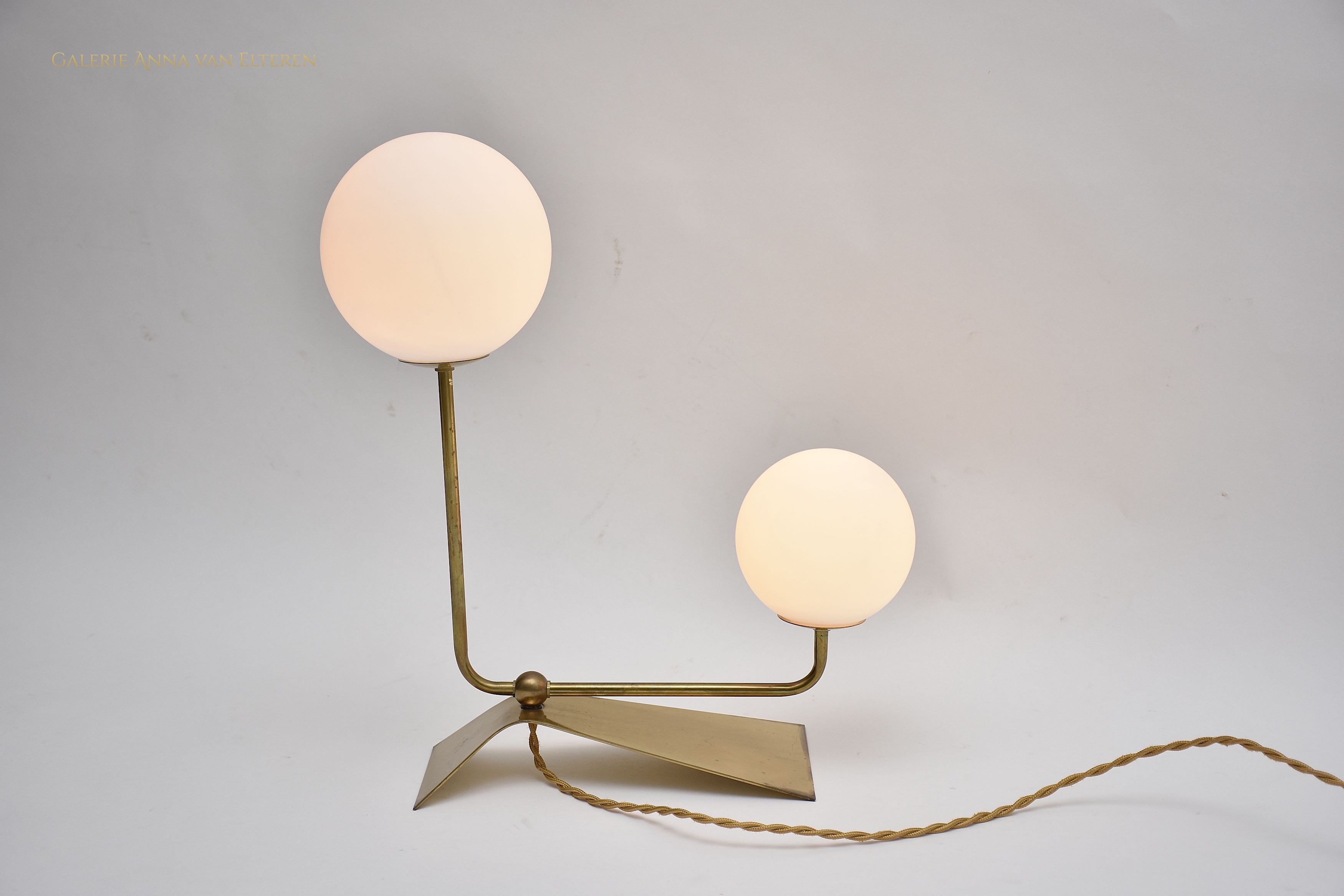 Mid-century Scandinavische messing en glas tafel/  bureaulamp