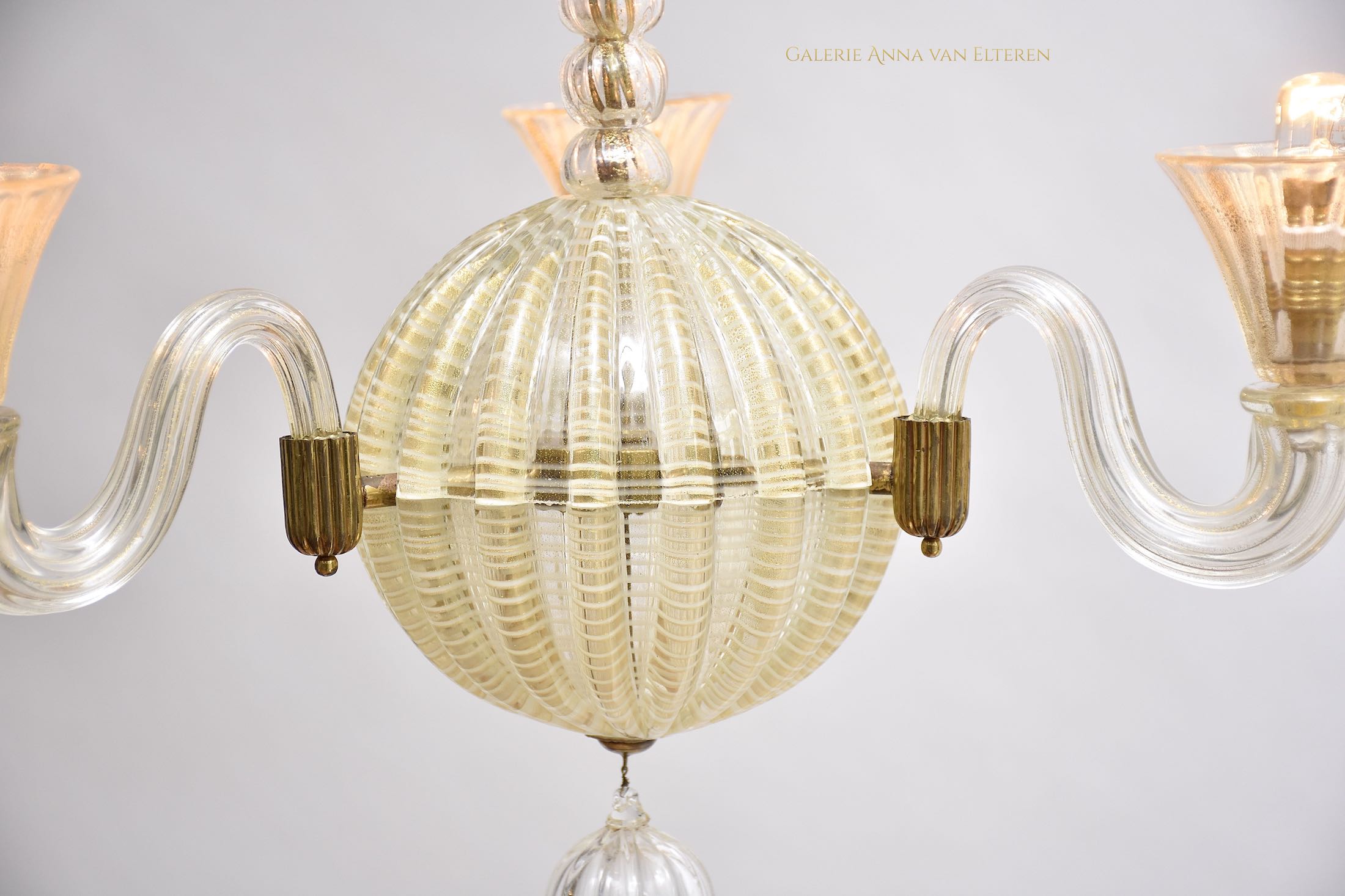 Barovier & Toso gold dusted Murano chandelier