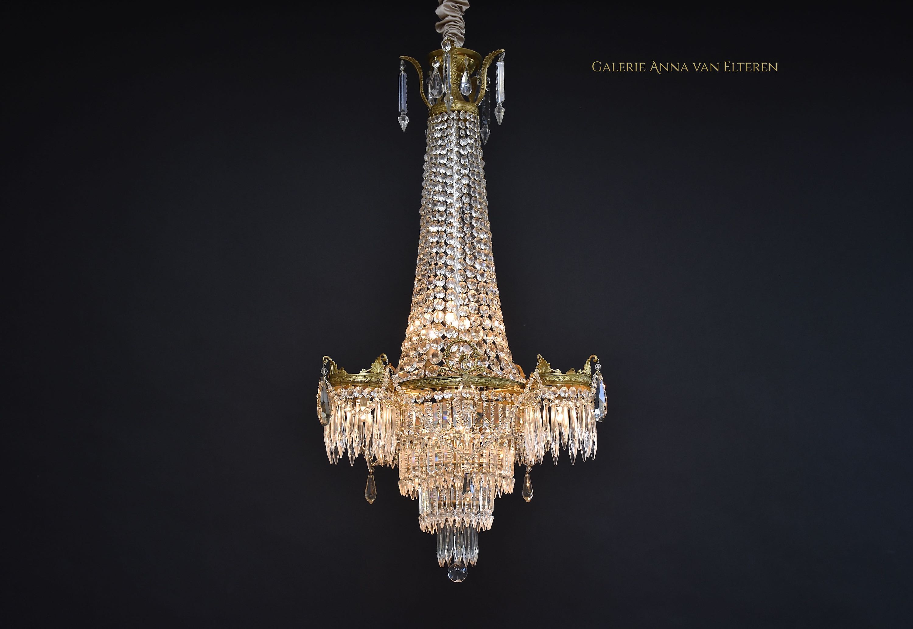 Antique French chandelier in the style of Louis XVI