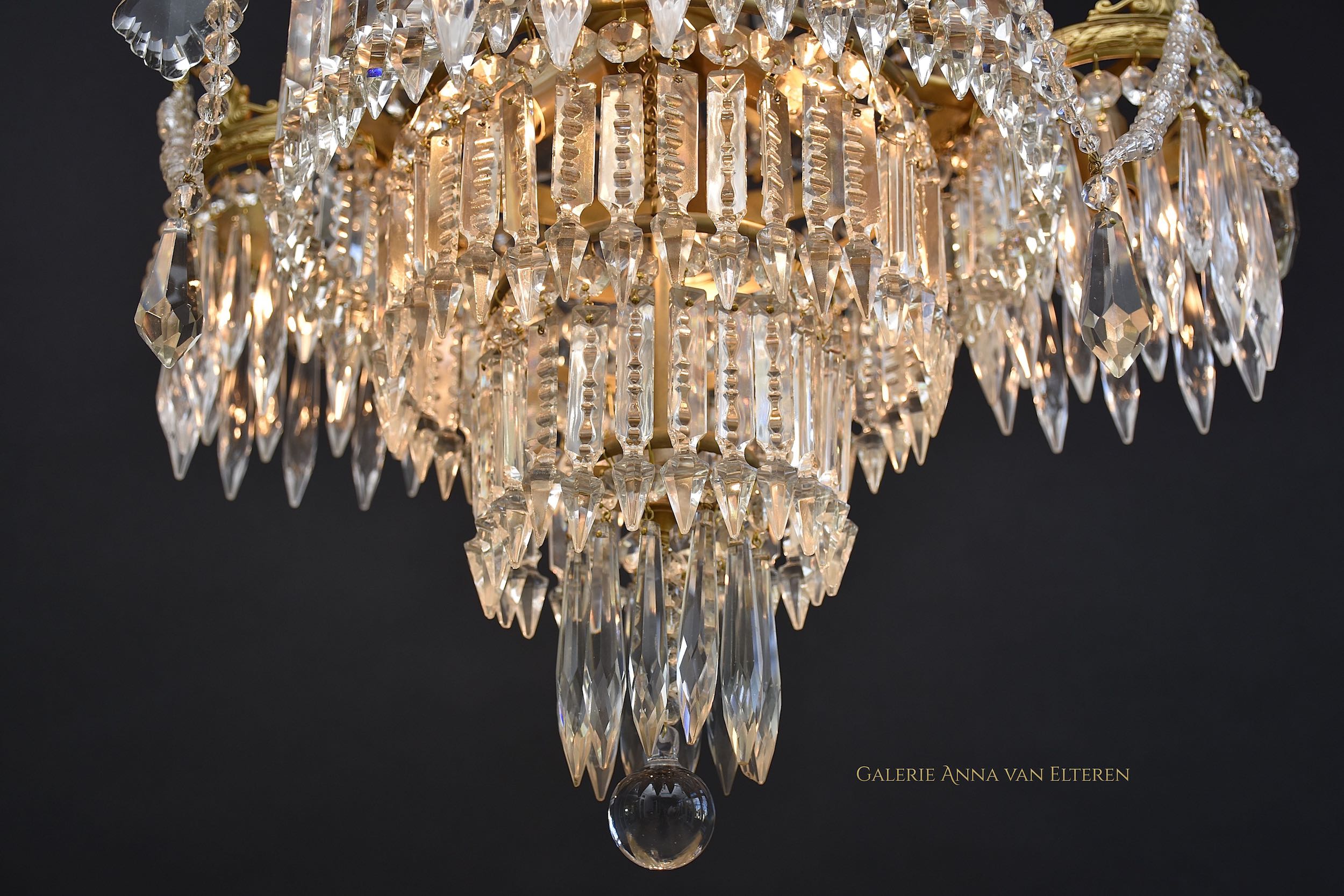 Antique French chandelier in the style of Louis XVI