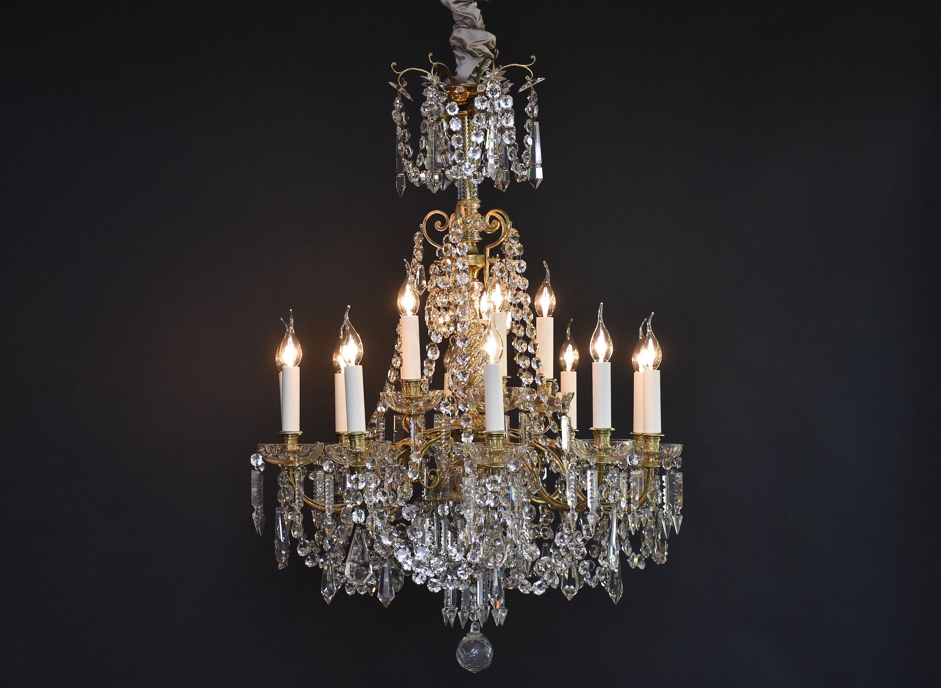 Antiker französischer Leuchter im Stil von Louis XVI