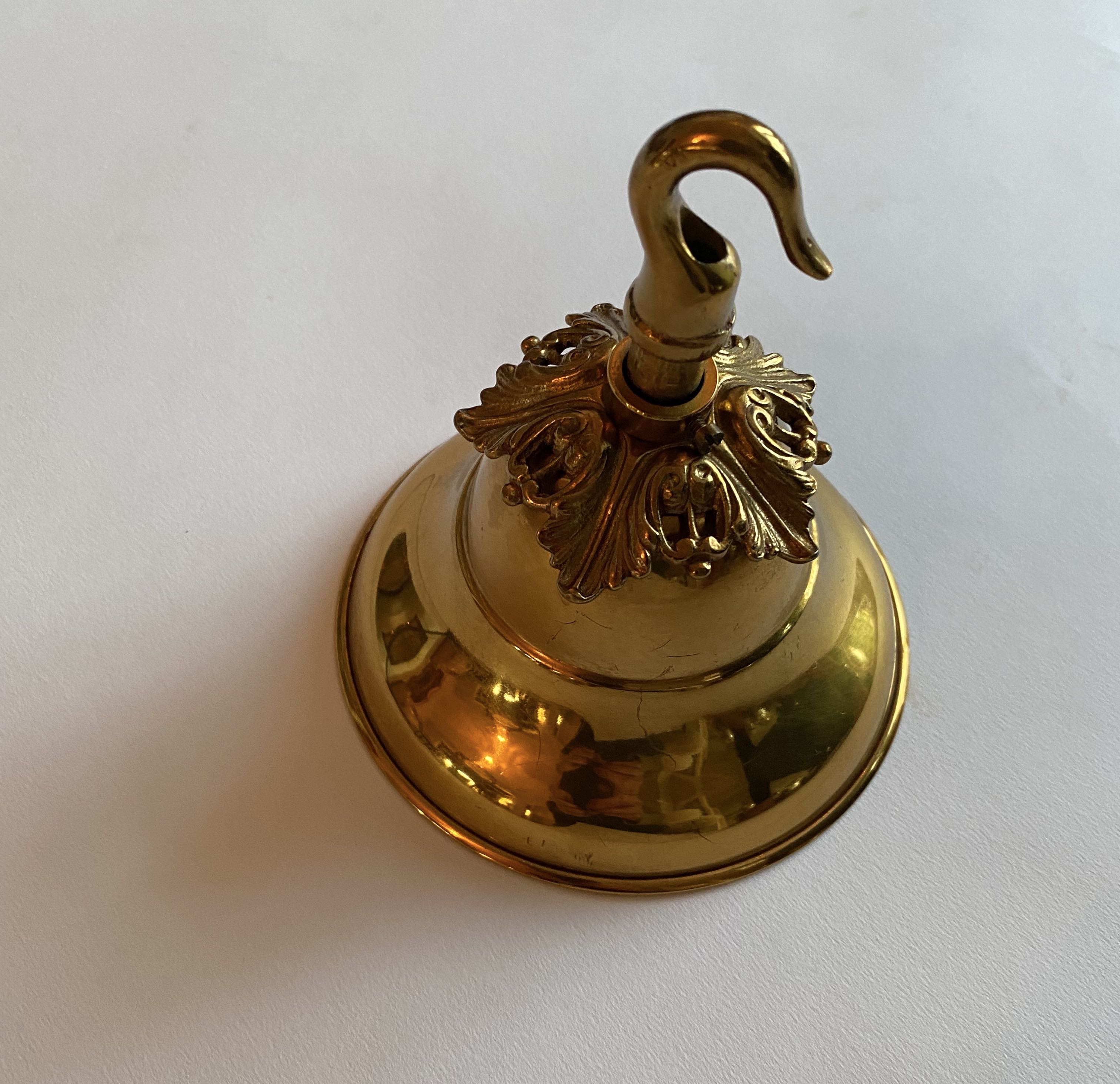 Antiker französischer Kronleuchter im Stil von Louis XVI