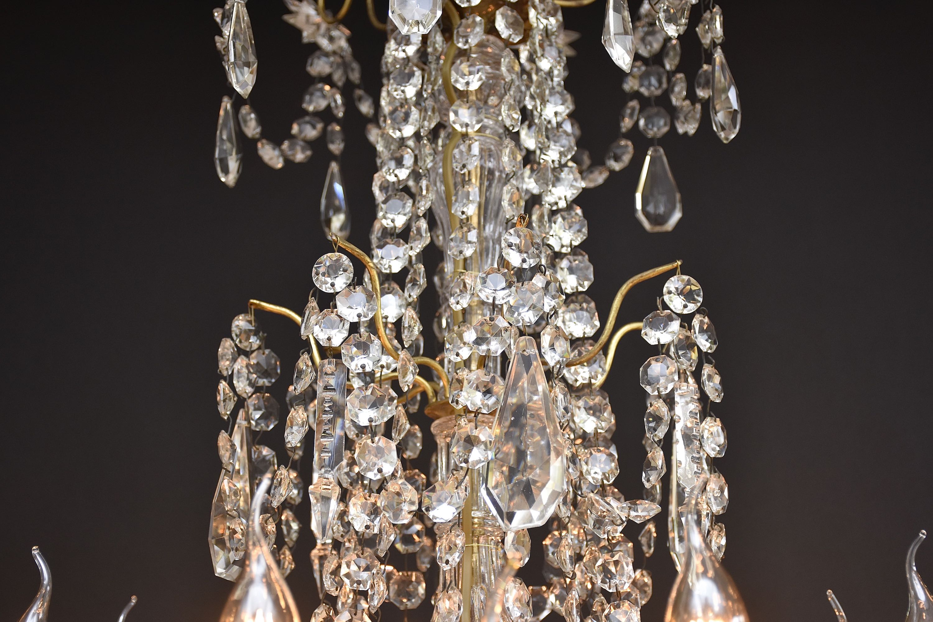 Grote Franse kristallen kroonluchter in stijl van Lodewijk XVI