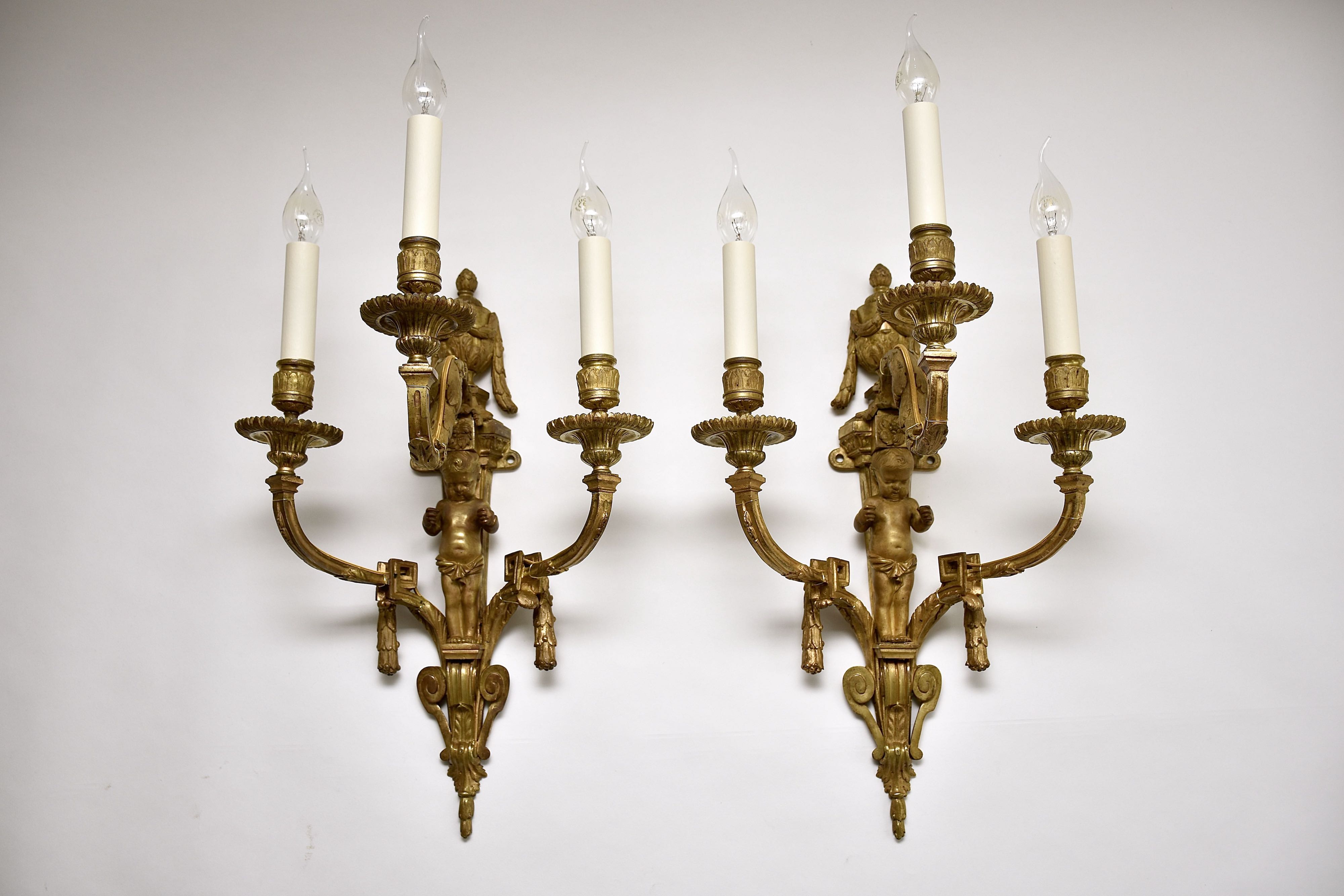 Set 19e eeuwse vergulde Franse wandappliques in