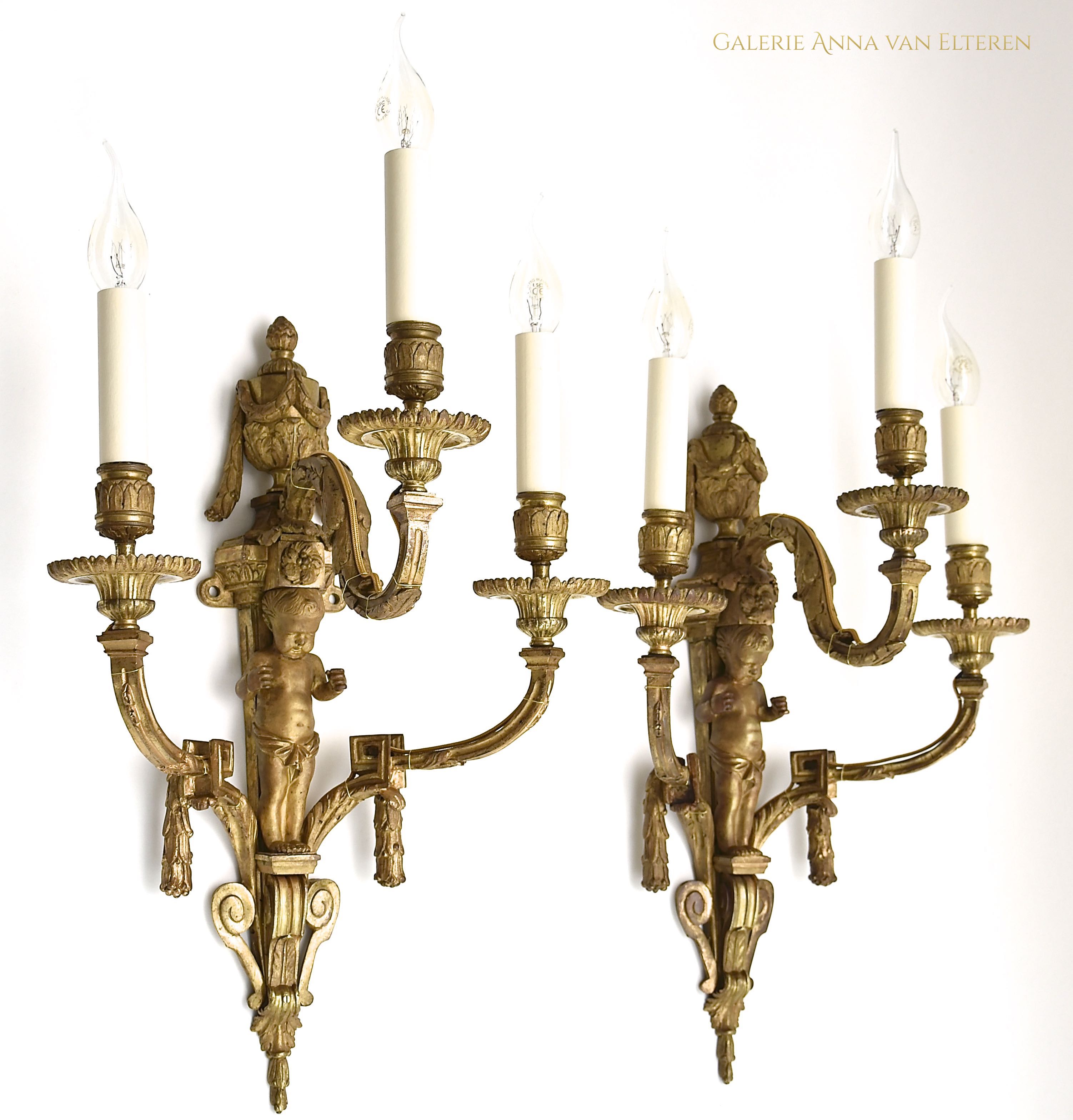 Set 19e eeuwse vergulde Franse wandappliques in