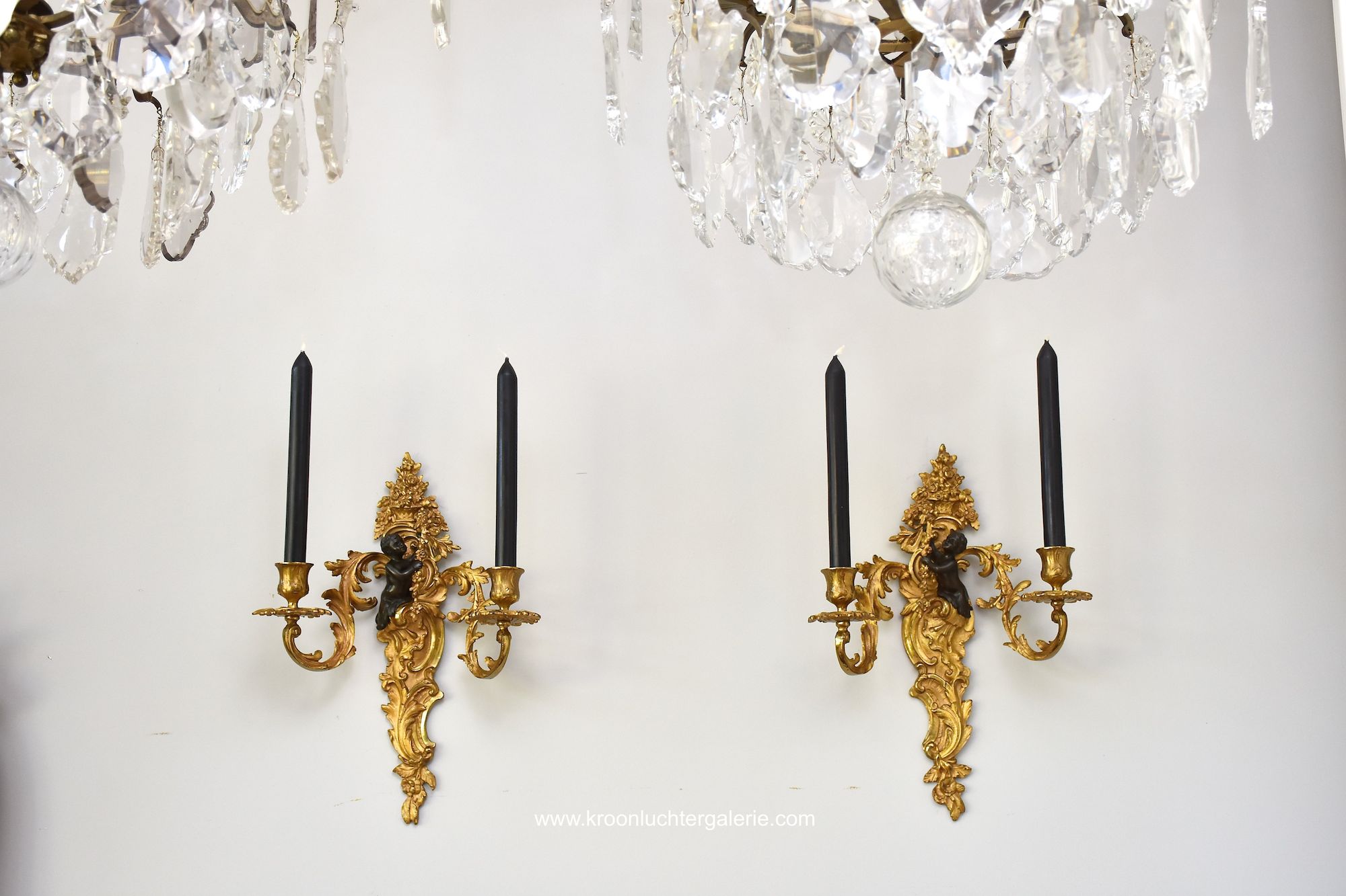 Set bronzen appliques in de stijl van Louis XV