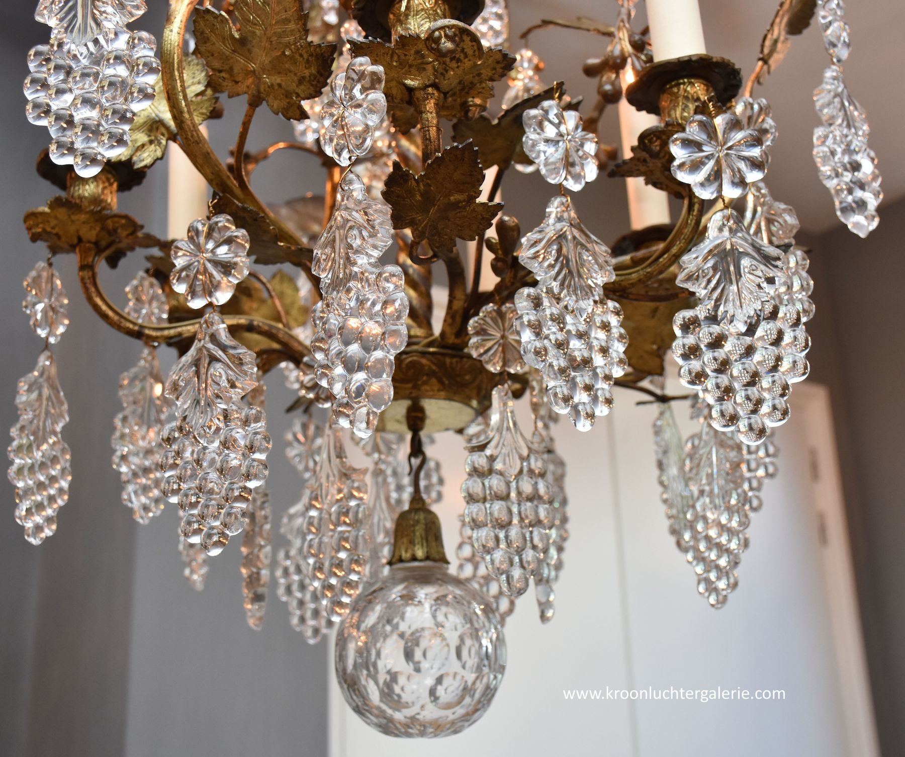 Gilt bronze French chandelier with 6 light