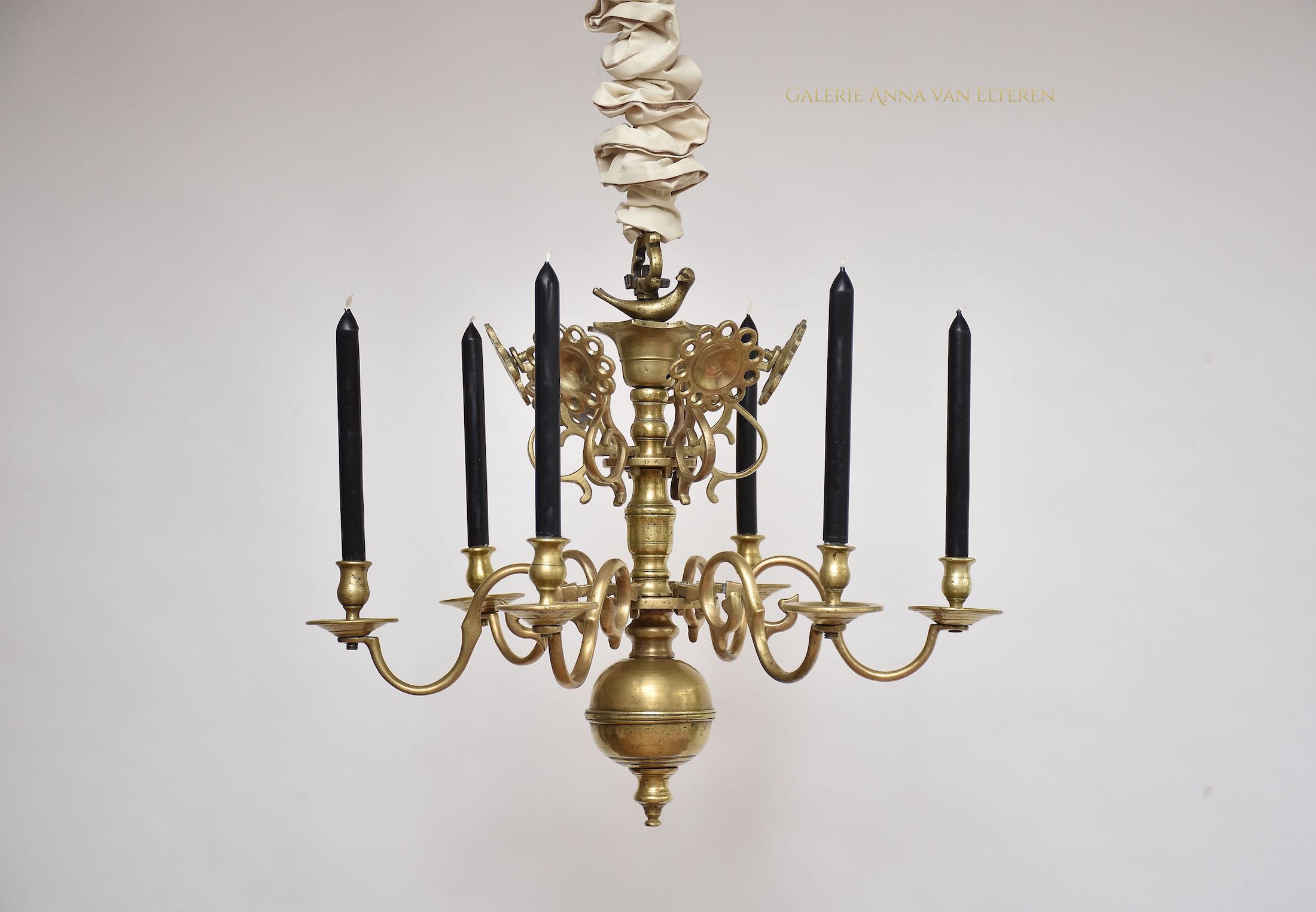 Antique bronze candle chandelier