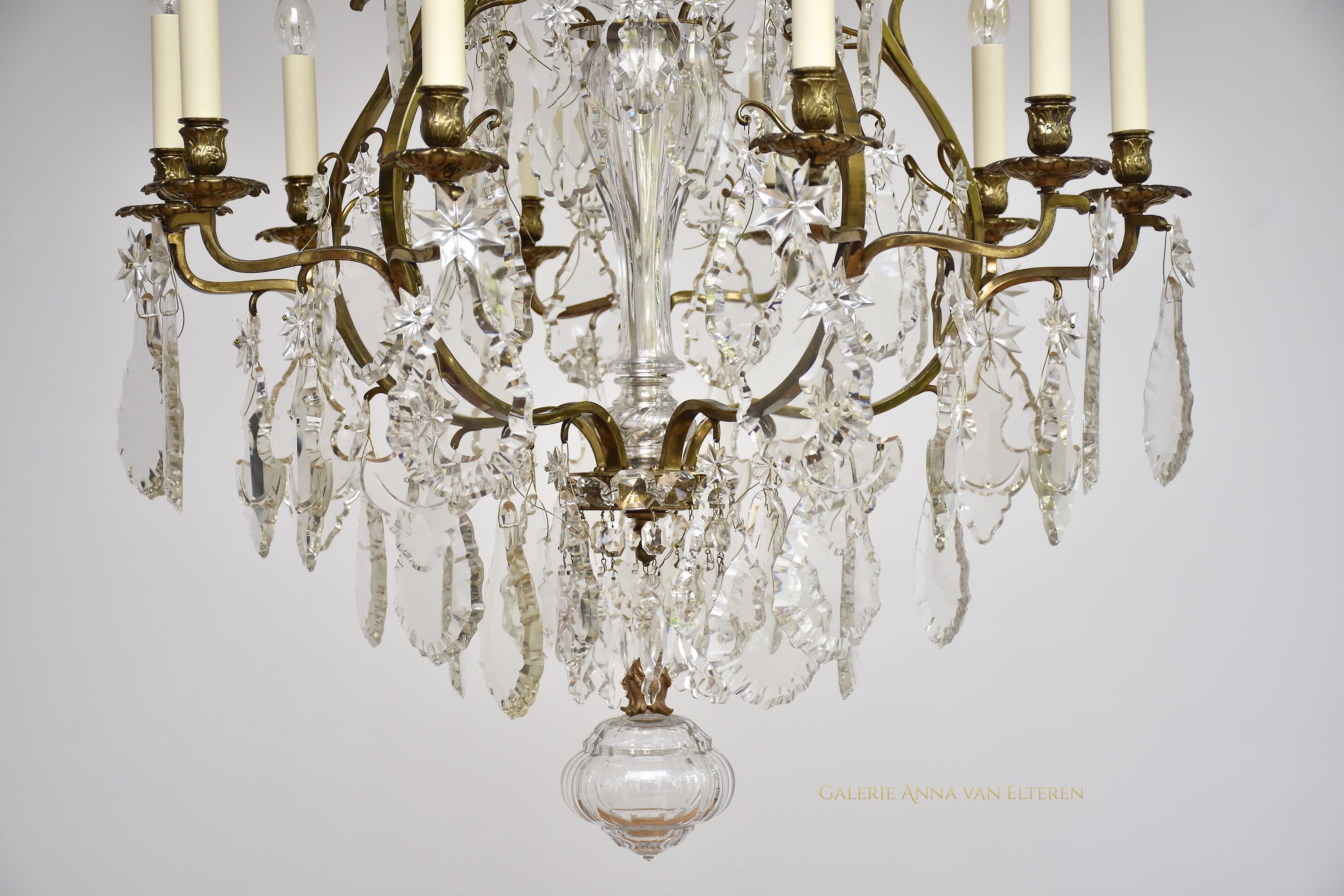 Large Baccarat chandelier