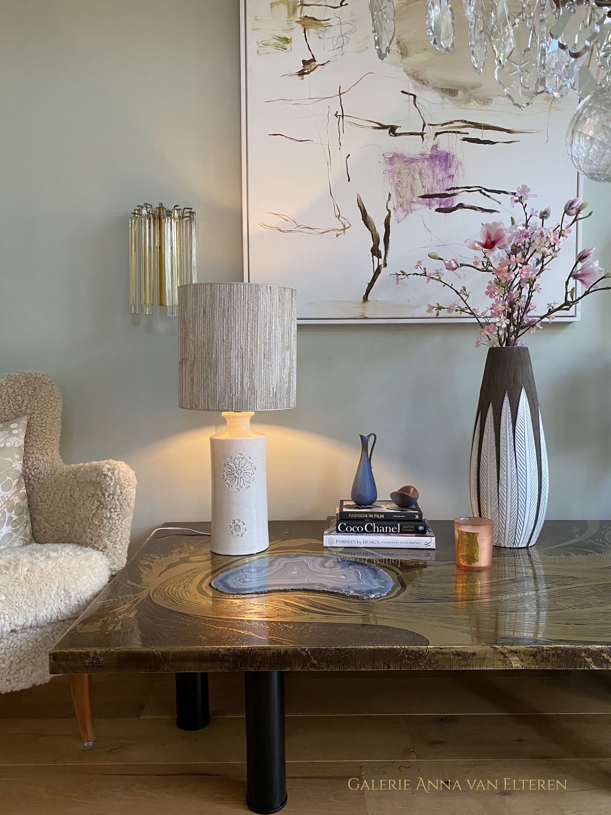 Mid-century ceramic glazed white table lamp by Bitossi