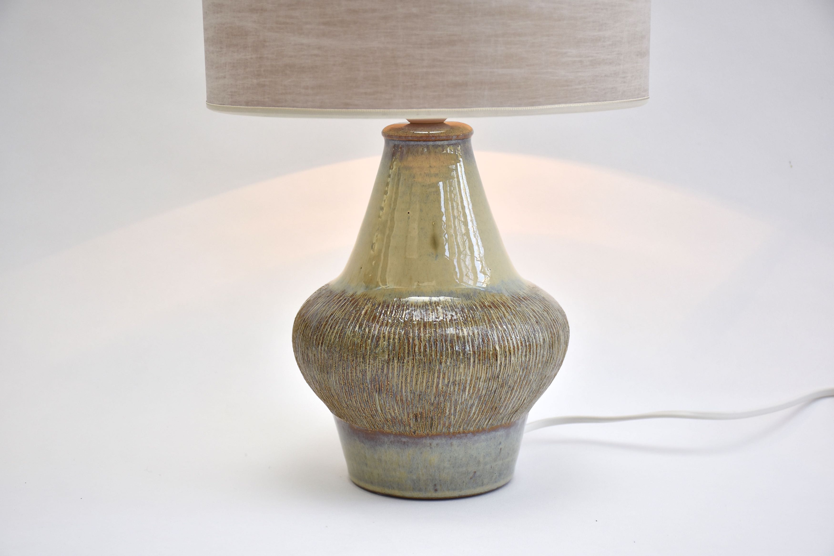 Dänische Keramik-Tischlampe aus der Mitte des Jahrhunderts von Soholm